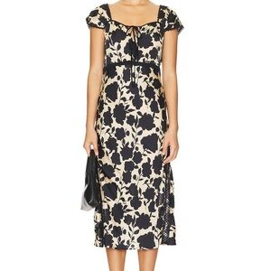 Castilla Midi Dress in Cameo Winter White